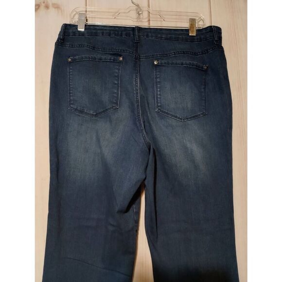 Gloria Vanderbilt Jeans Ladies 14 Straight Leg Dark Wash Slimming Effect - Picture 4 of 8
